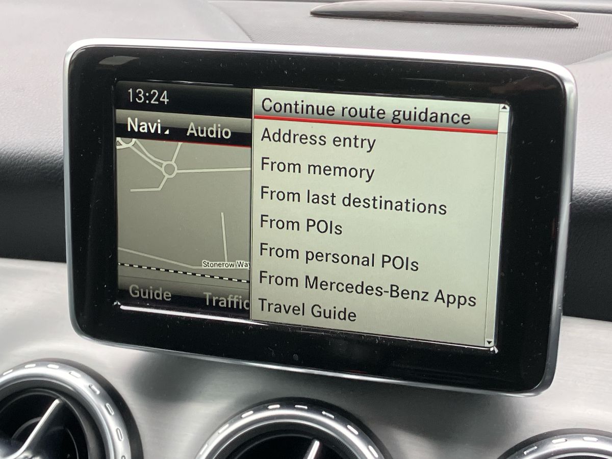 Used Mercedes-Benz GLA 2014 for sale - 76090306: Photo 35