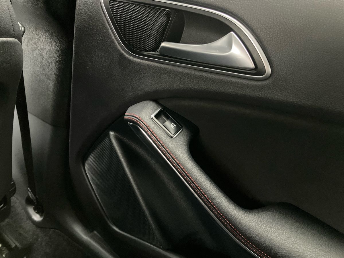Used Mercedes-Benz GLA 2014 for sale - 76090306: Photo 49