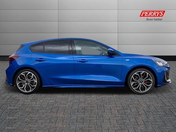 Used Ford Focus 2022 for sale - 75355601: Photo