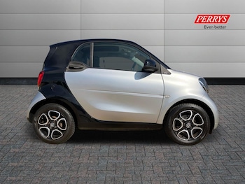 Used smart fortwo 2015 for sale - 75480811: Photo