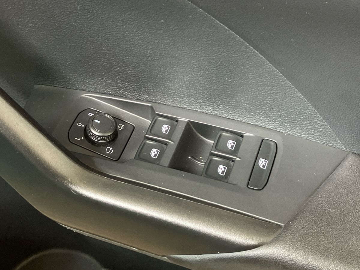 Used Volkswagen T-Cross 2022 for sale - 77113577: Photo 19