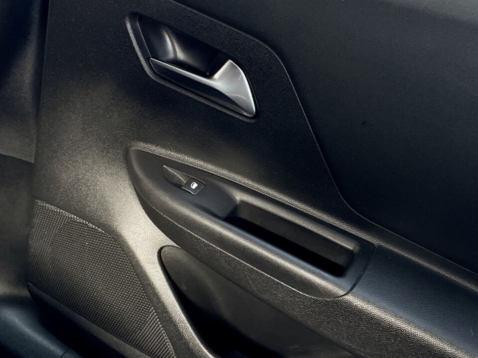 Used Vauxhall Mokka 2023 for sale - 77676767: Photo 42