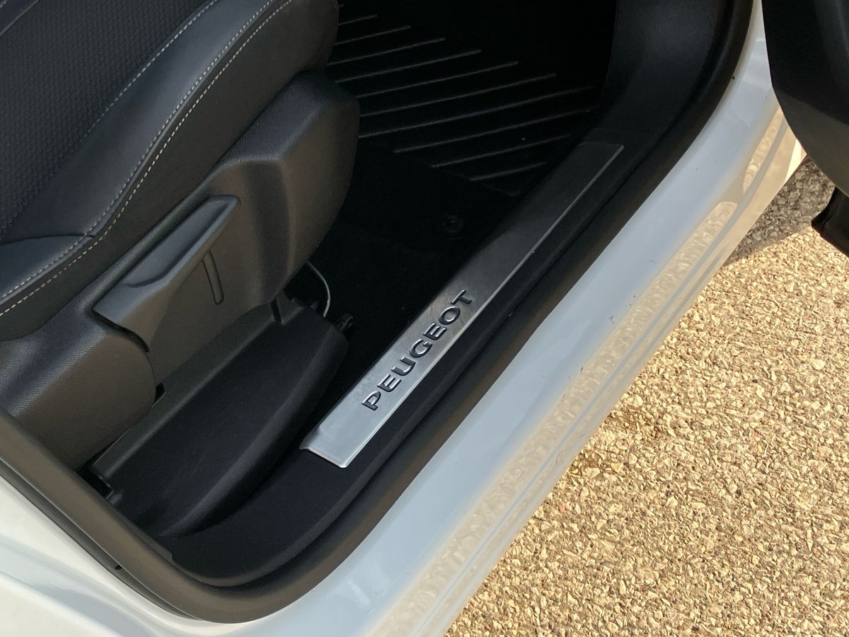 Used Peugeot 5008 2022 for sale - 76412880: Photo 27