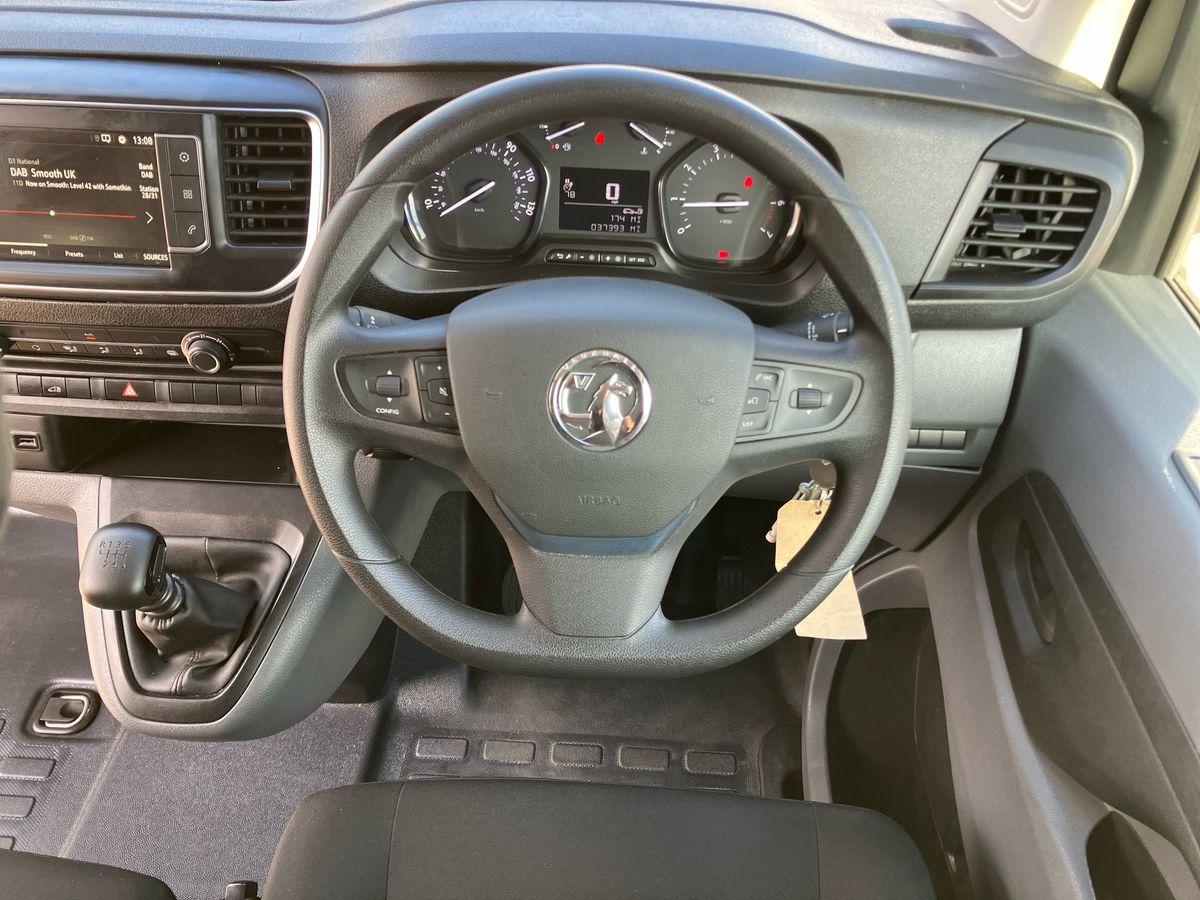 Used Vauxhall Vivaro 2022 for sale - 76249560: Photo 10