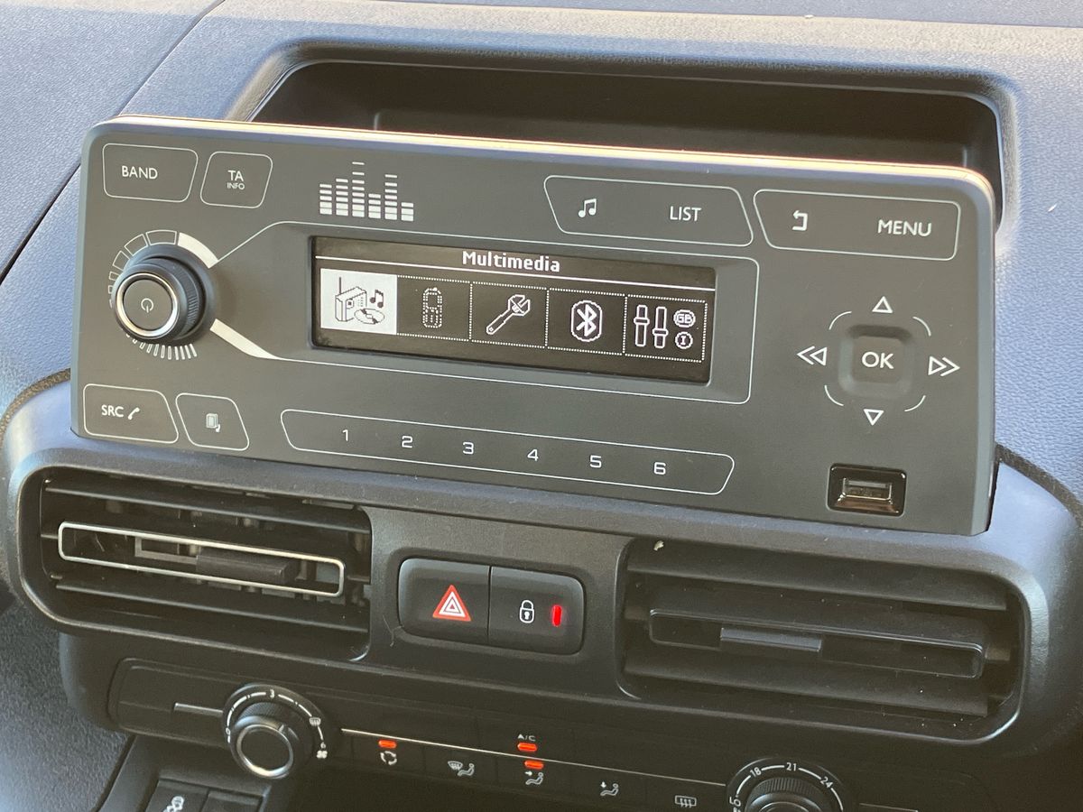 Used Vauxhall Combo Life 2022 for sale - 76300103: Photo 11