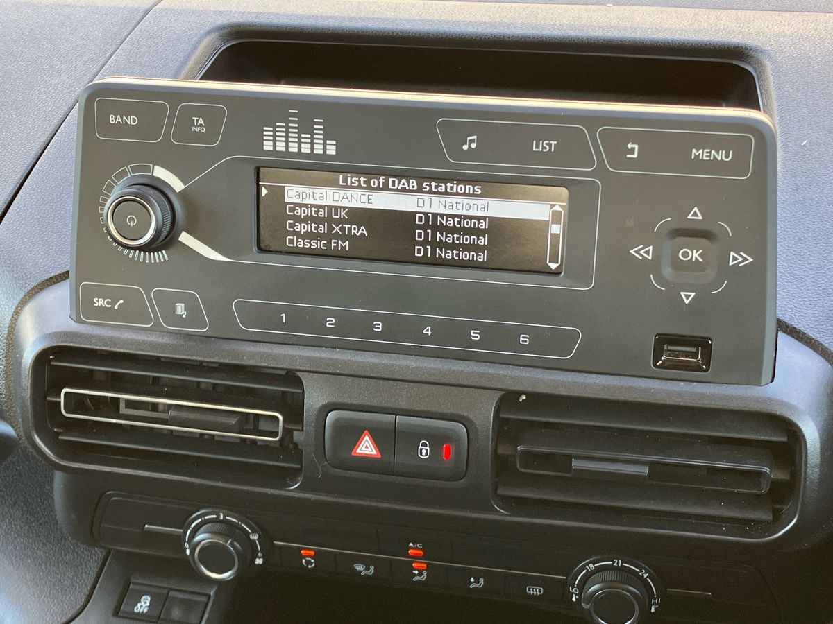 Used Vauxhall Combo Life 2022 for sale - 76300103: Photo 37