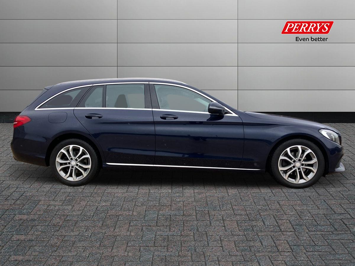 Used Mercedes-Benz C-Class 2016 for sale - 75919661: Photo 3