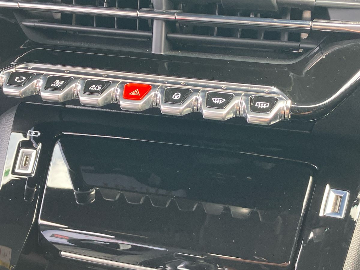 Used Peugeot 208 2020 for sale - 77195957: Photo 51