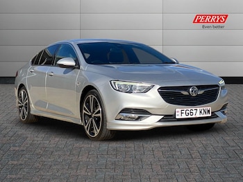 Vauxhall - Insignia