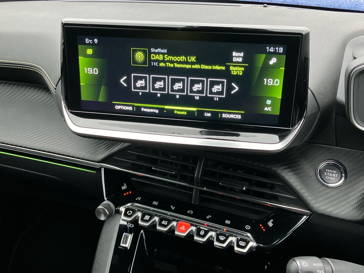 Used Peugeot 2008 2022 for sale - 77221118: Photo 10