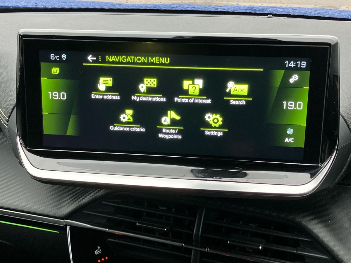 Used Peugeot 2008 2022 for sale - 77221118: Photo 35