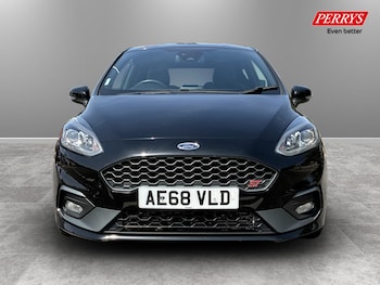 Used Ford Fiesta 2018 for sale - 78653004: Photo