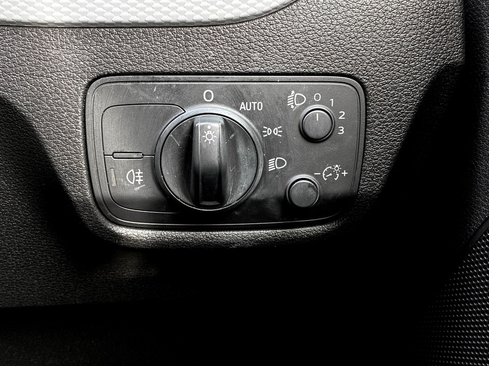 Used Audi Q2 2019 for sale - 77398665: Photo 35