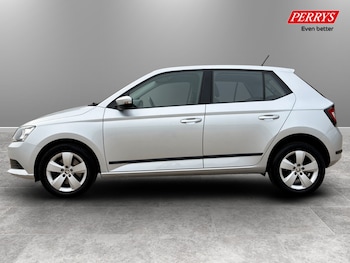 Used Skoda Fabia 2017 for sale - 77743559: Photo