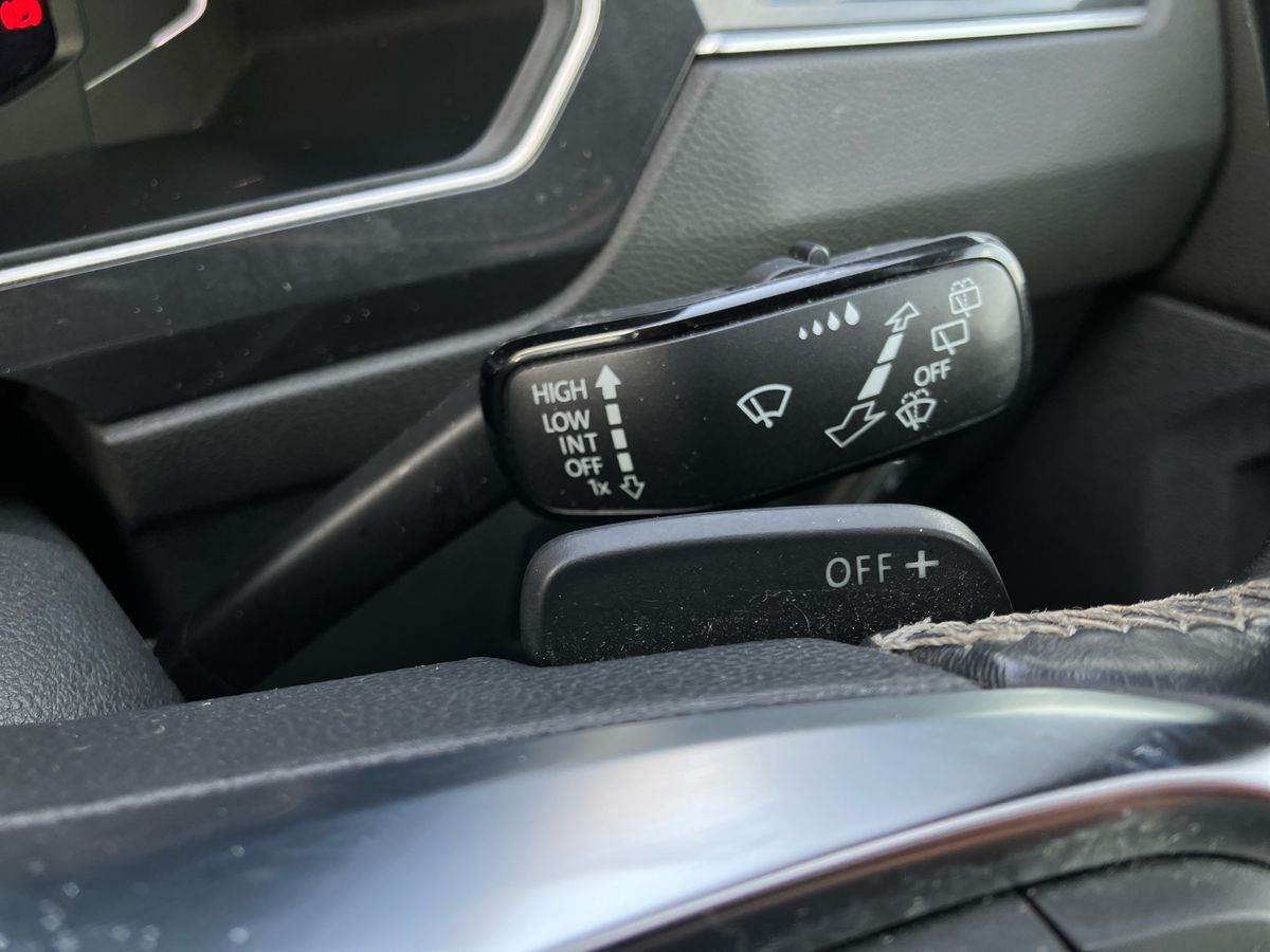 Used Volkswagen Tiguan 2020 for sale - 76392048: Photo 32