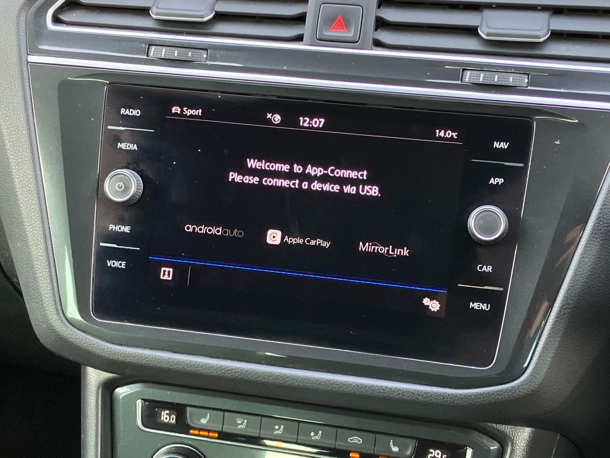 Used Volkswagen Tiguan 2020 for sale - 76392048: Photo 35