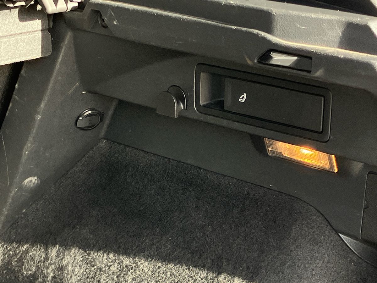 Used Volkswagen Tiguan 2020 for sale - 76392048: Photo 56