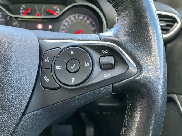 Used Vauxhall Crossland 2022 for sale - 76142257: Photo 33