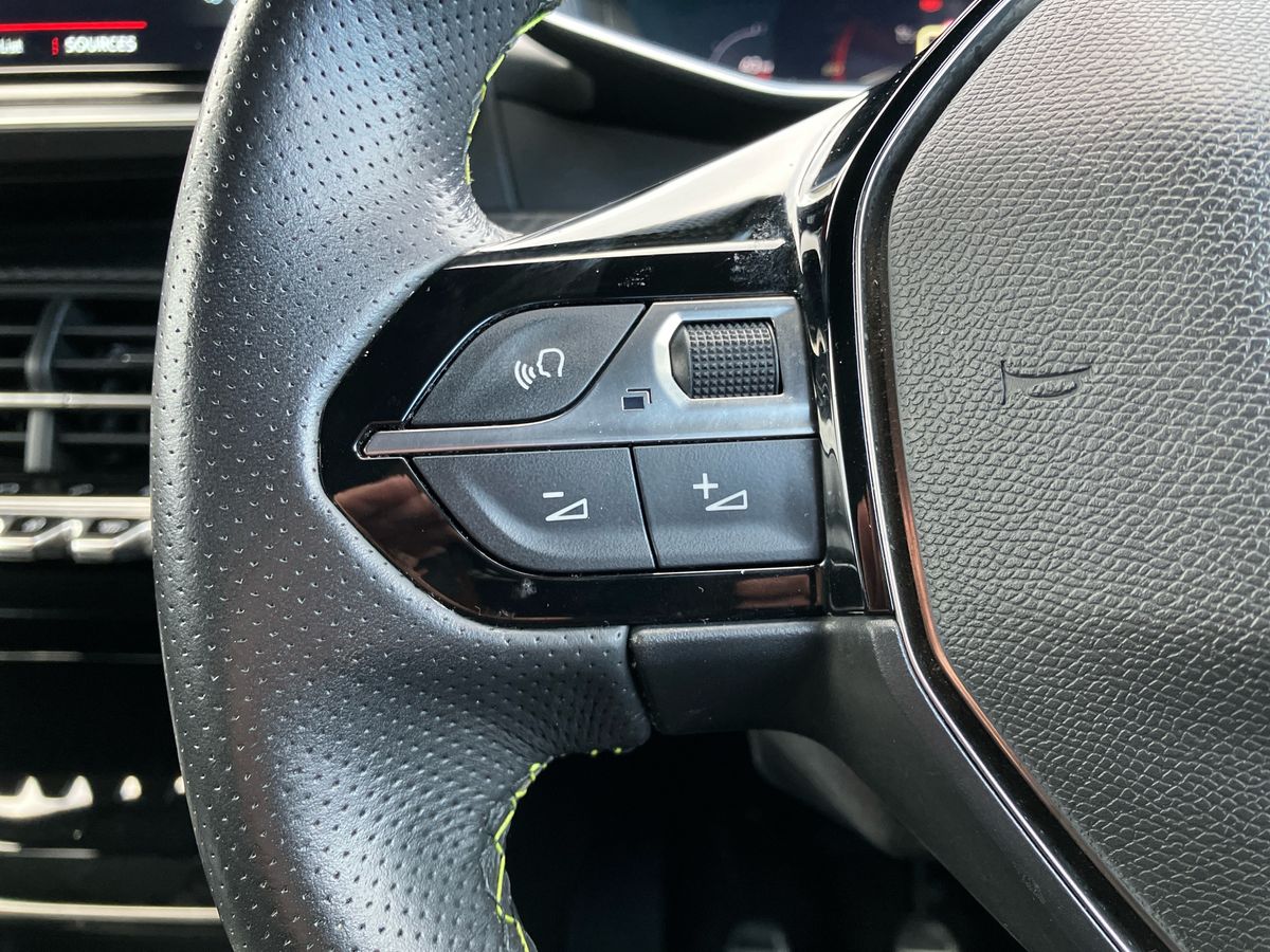 Used Peugeot 2008 2022 for sale - 76650468: Photo 17