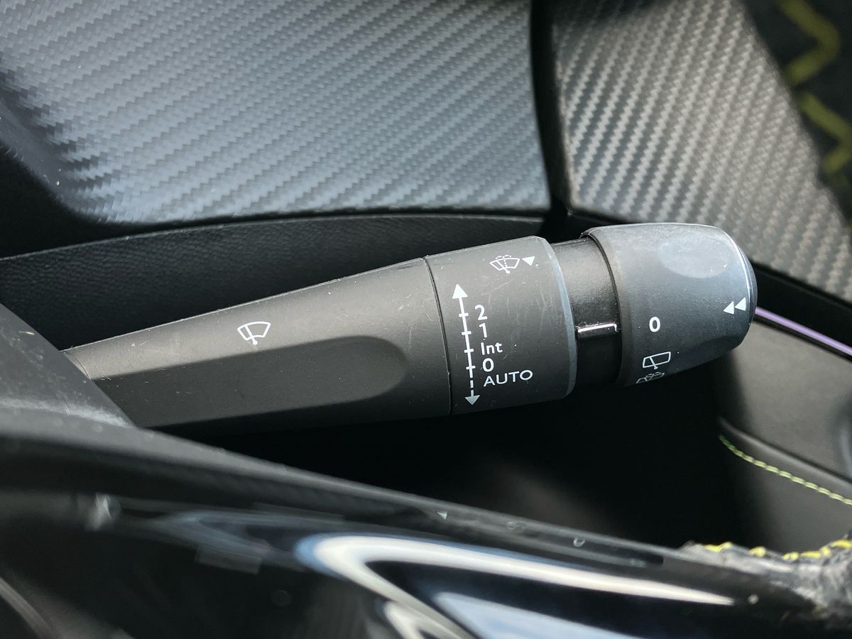 Used Peugeot 2008 2022 for sale - 76650468: Photo 32