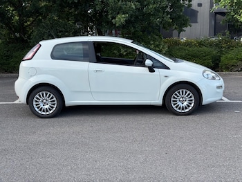 Used Fiat Punto 2014 for sale - 78969078: Photo