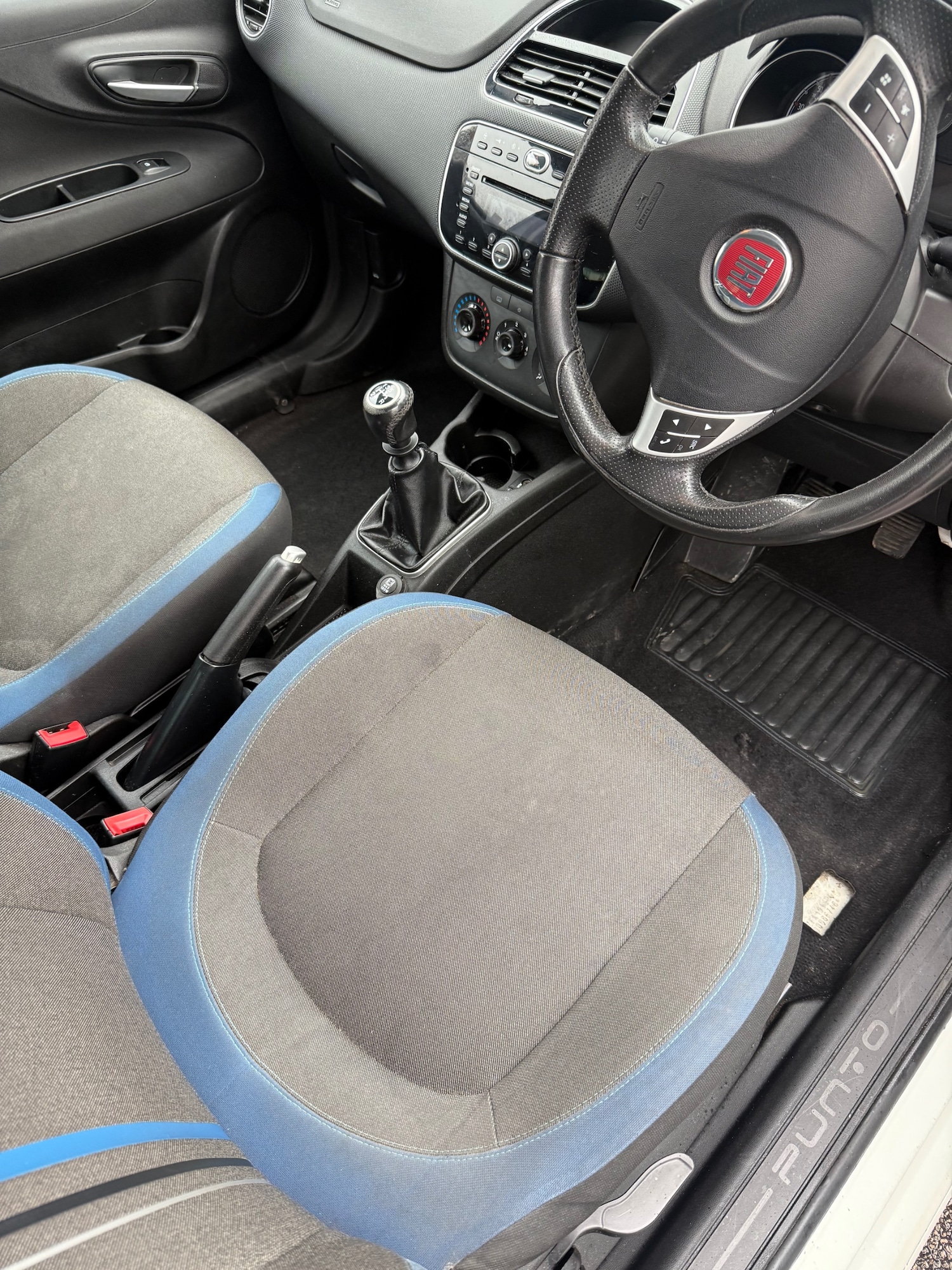 Used Fiat Punto 2012 for sale - 77968902: Photo 7