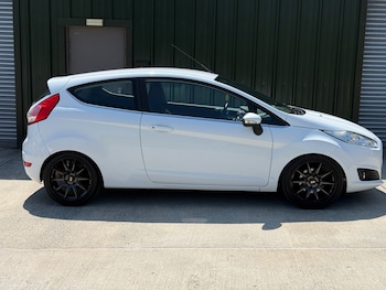 Used Ford Fiesta 2014 for sale - 79218708: Photo