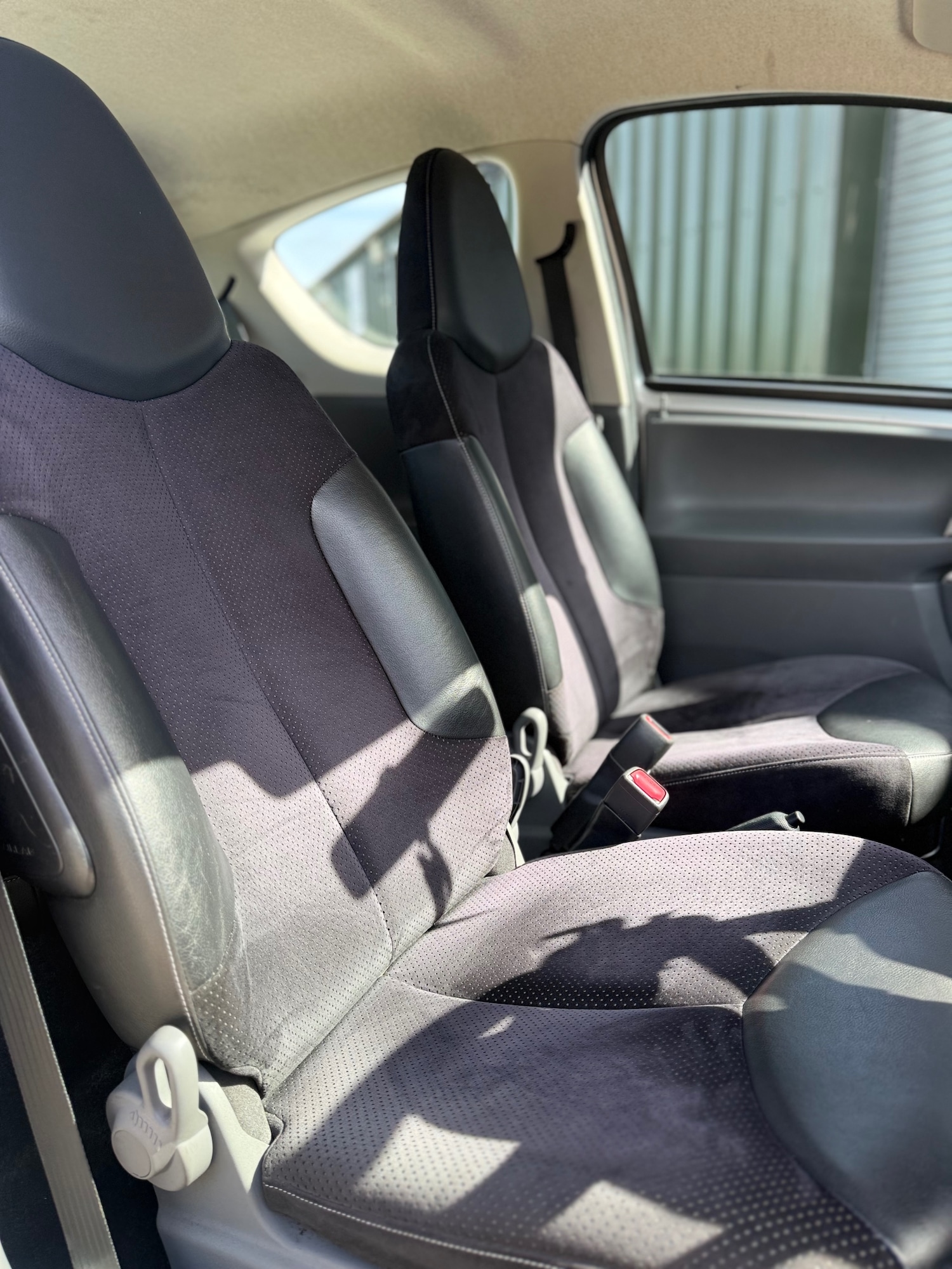 Used Toyota AYGO 2011 for sale - 78198181: Photo 10