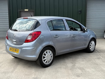 Used Vauxhall Corsa 2009 for sale - 79395274: Photo