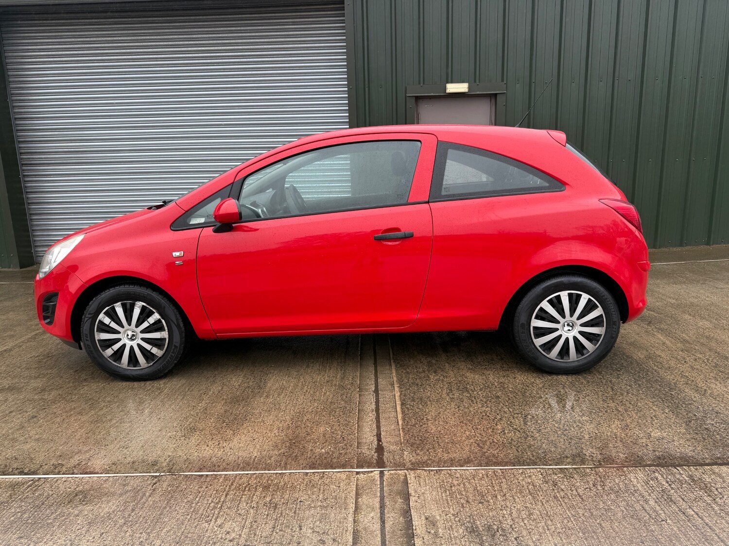 Used Vauxhall Corsa 2013 for sale - 78123281: Photo 6