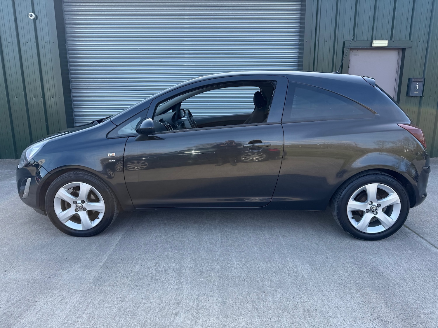 Used Vauxhall Corsa 2014 for sale - 77974461: Photo 6