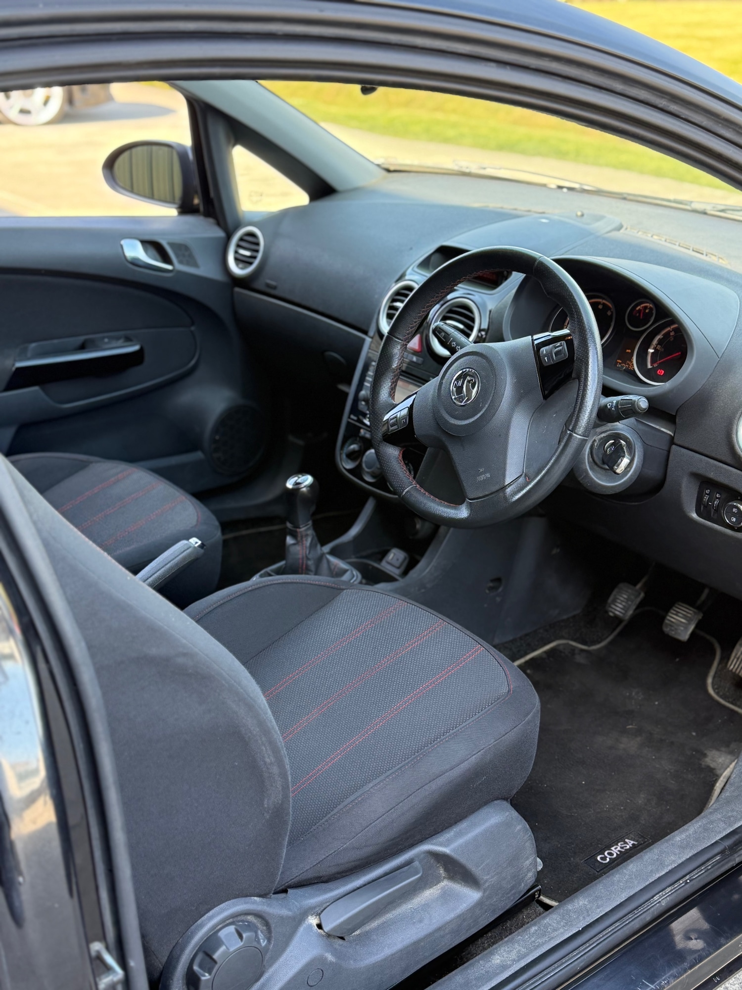 Used Vauxhall Corsa 2014 for sale - 77974461: Photo 9