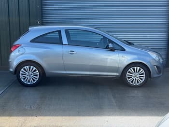 Used Vauxhall Corsa 2011 for sale - 79882057: Photo