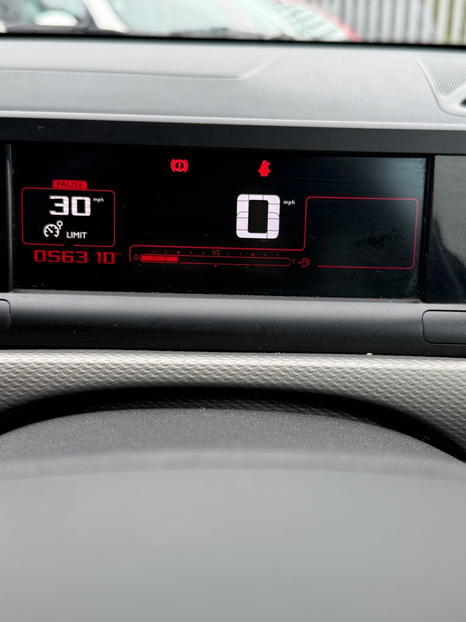 Used Citroen C4 Cactus 2017 for sale - 77965487: Photo 15