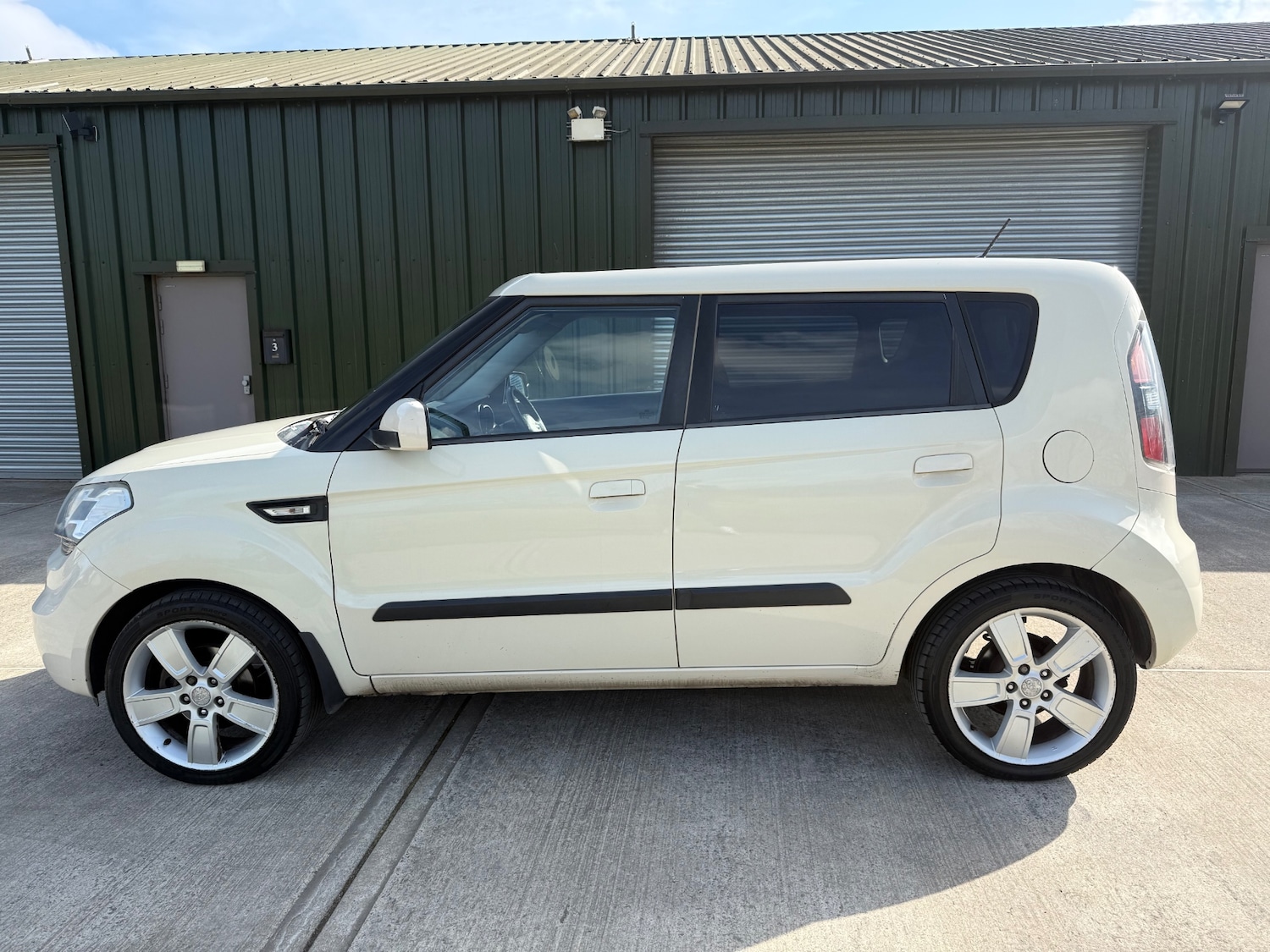 Used Kia Soul 2009 for sale - 78133703: Photo 6