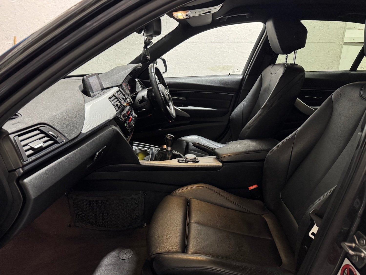 Used BMW 3 Series 2014 for sale - 77379479: Photo 32