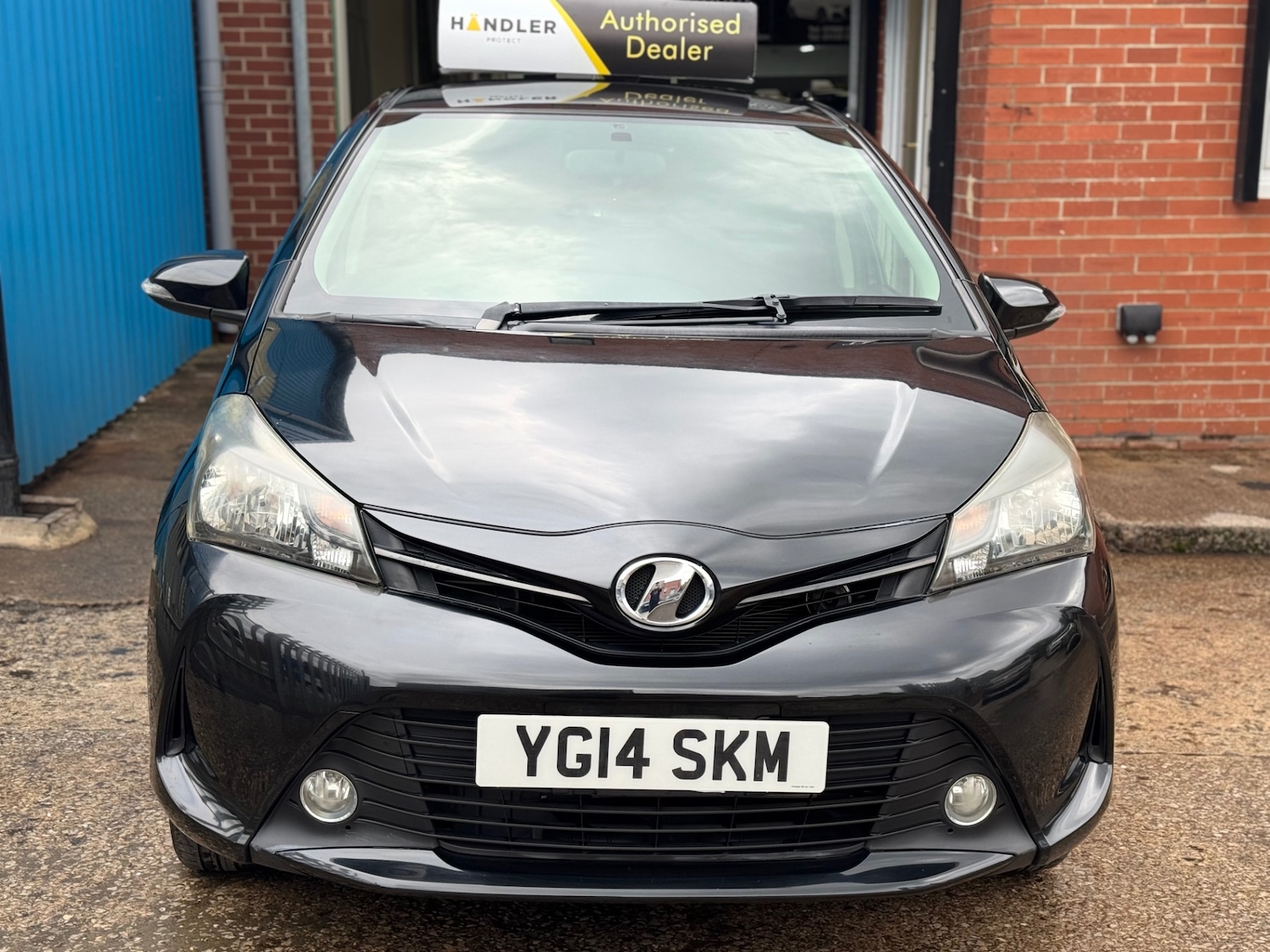 Used Toyota Vitz 2025 for sale - 76725440: Photo 10