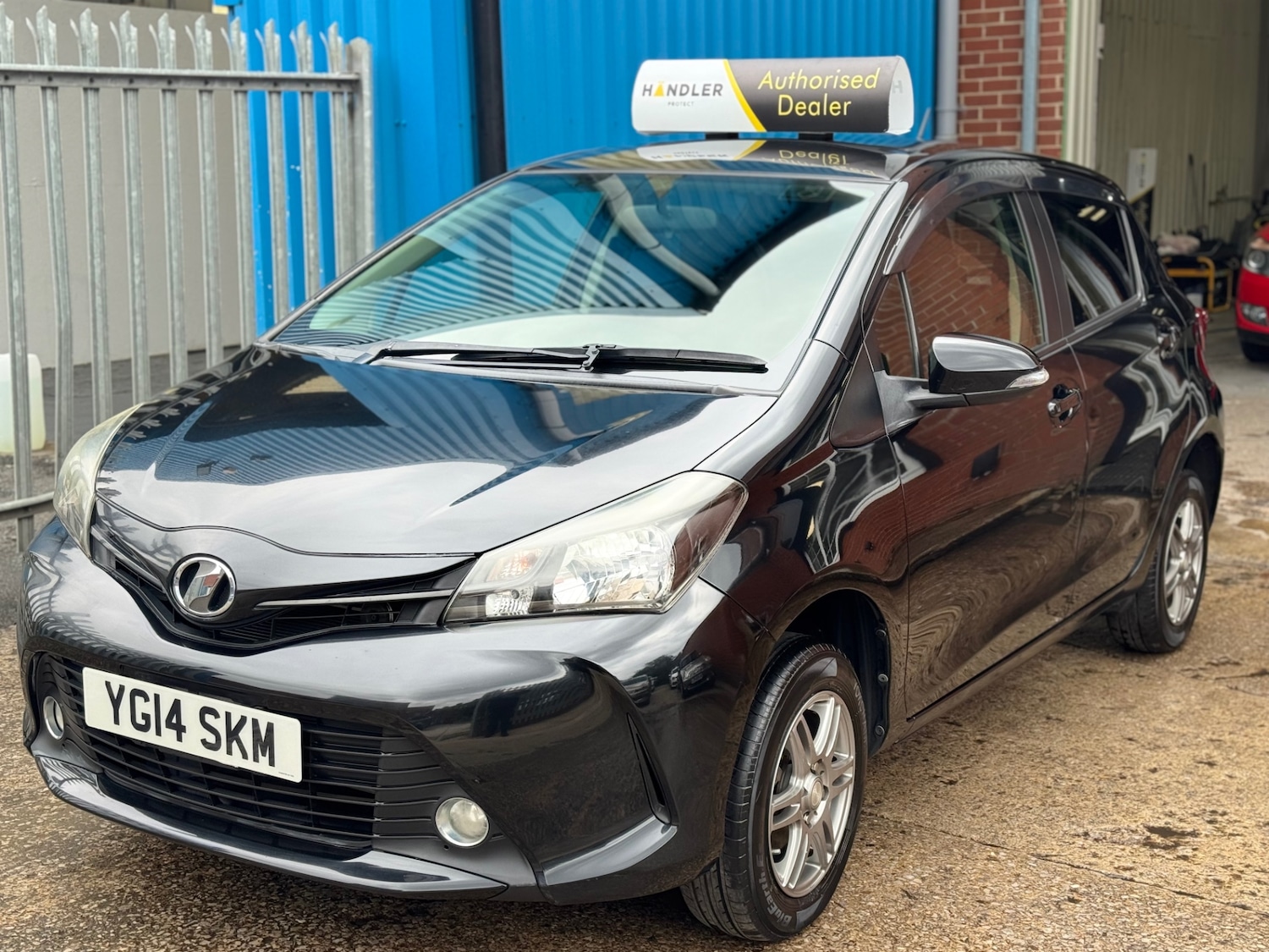 Used Toyota Vitz 2025 for sale - 76725440: Photo 13
