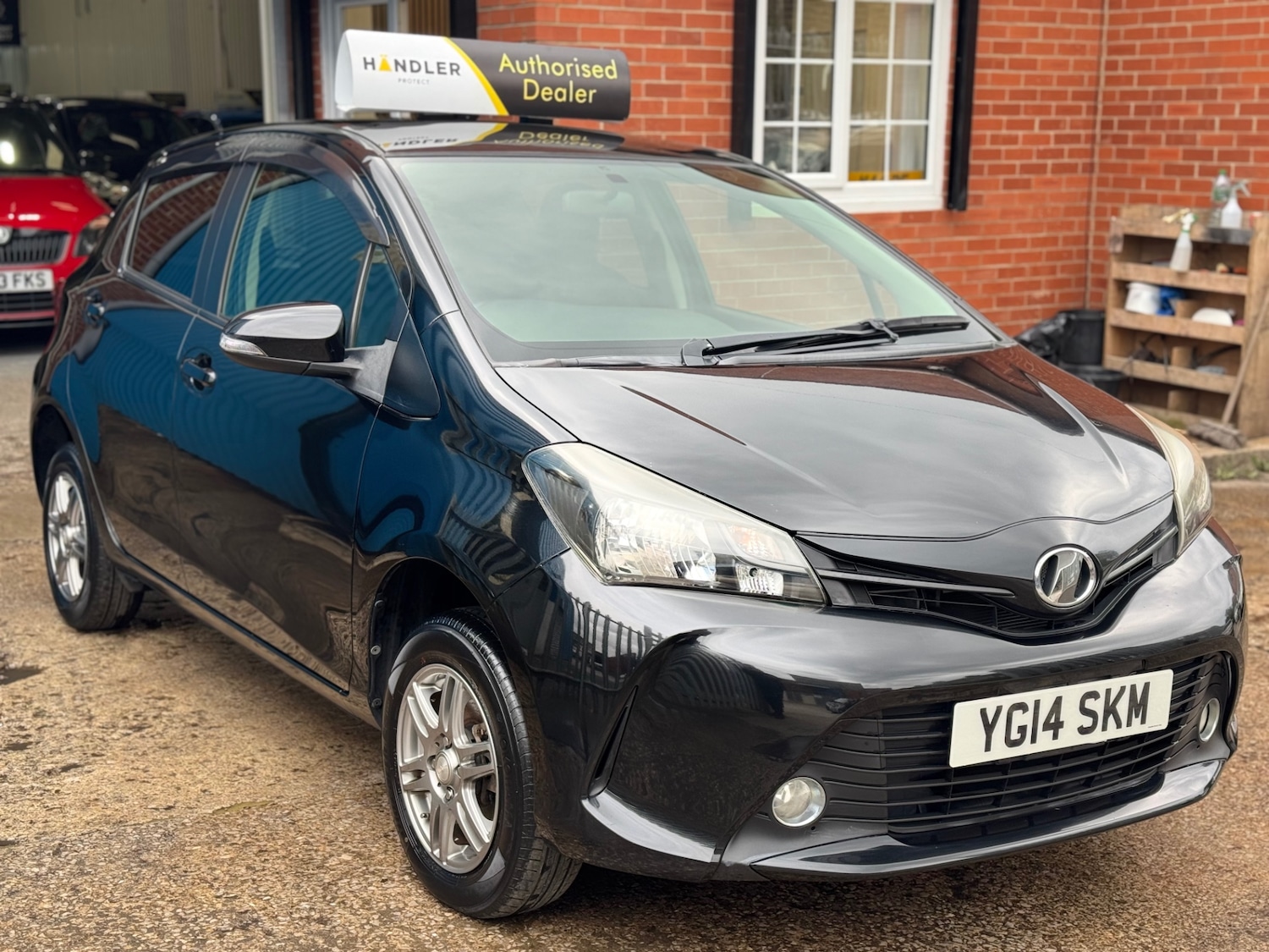 Used Toyota Vitz 2025 for sale - 76725440: Photo 15