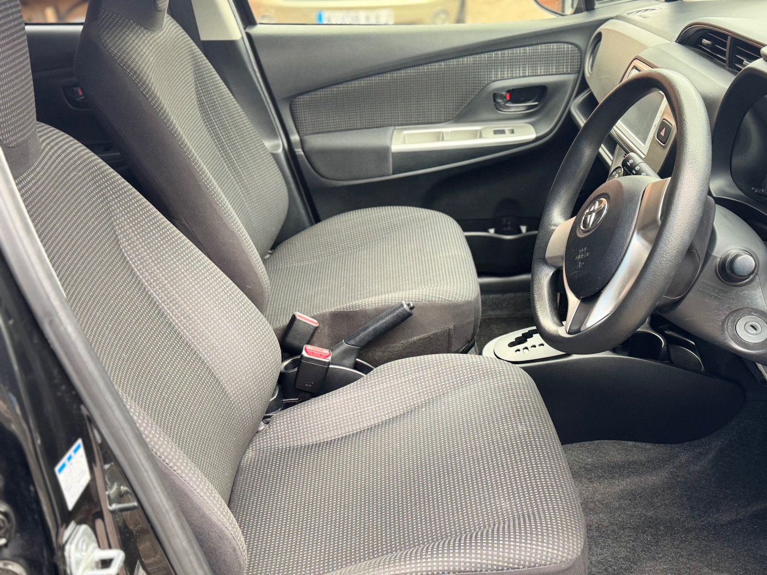 Used Toyota Vitz 2025 for sale - 76725440: Photo 28