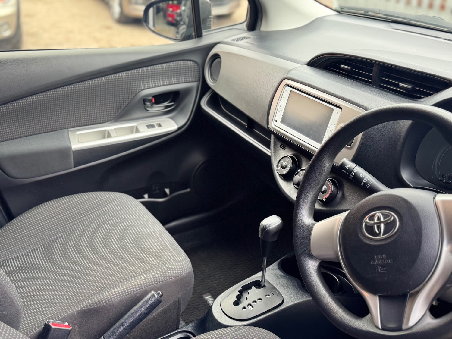 Used Toyota Vitz 2025 for sale - 76725440: Photo 33