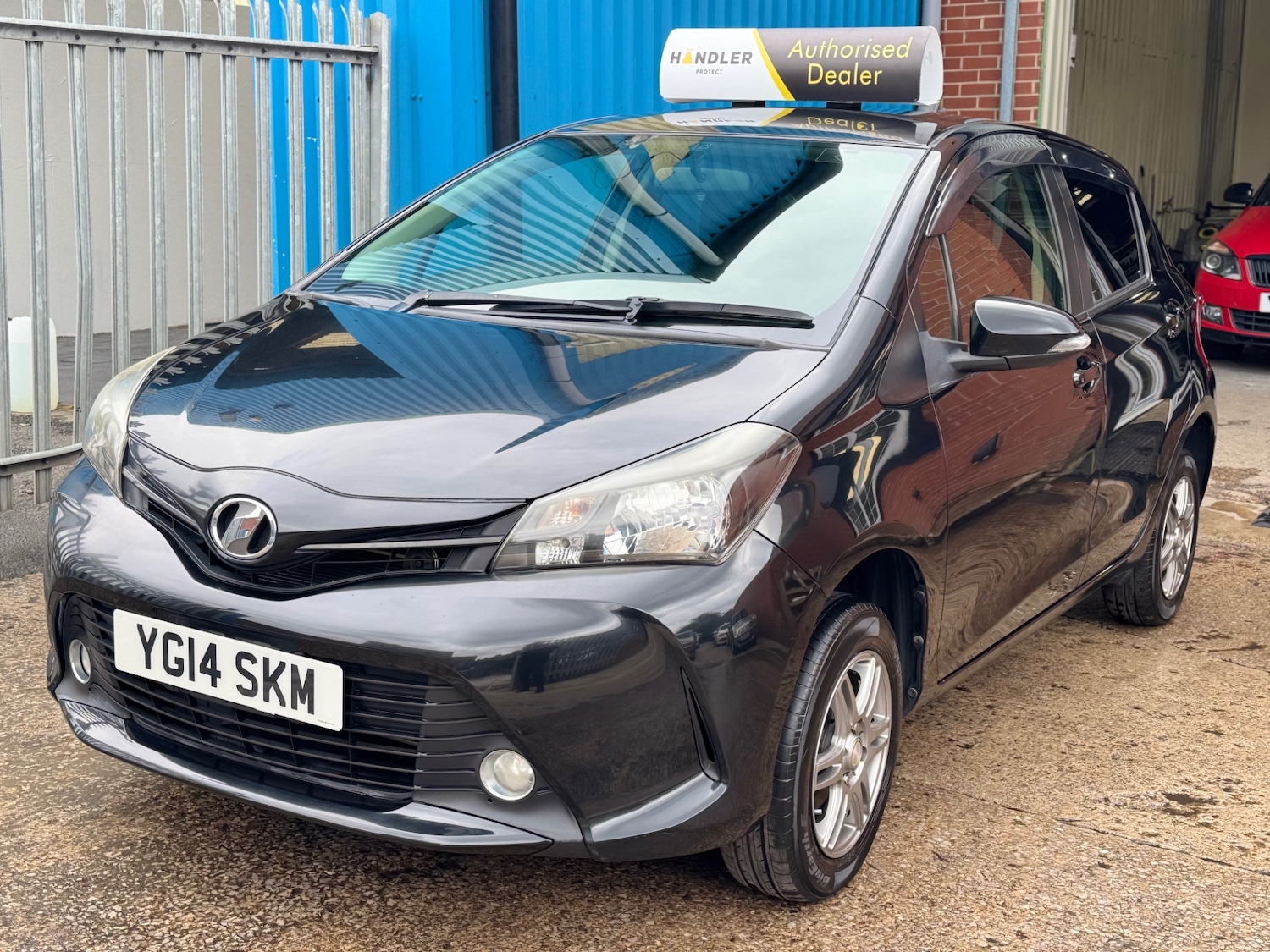 Used Toyota Vitz 2025 for sale - 76725440: Photo 6