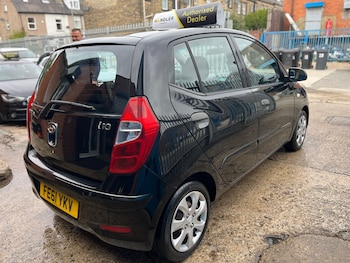 Used Hyundai i10 2011 for sale - 75910818: Photo