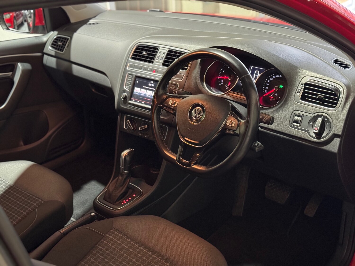 Used Volkswagen Polo 2015 for sale - 77517551: Photo 20