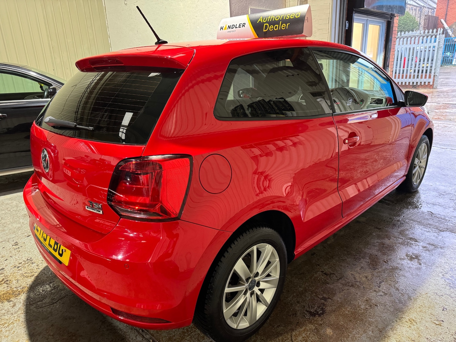 Used Volkswagen Polo 2015 for sale - 77517551: Photo 5