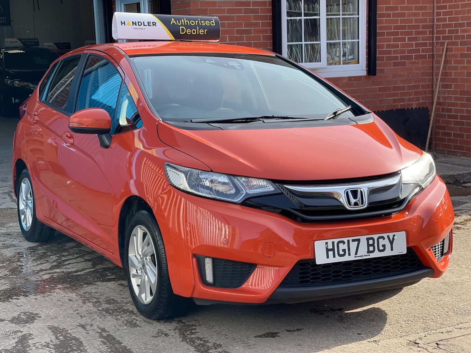 Used Honda Jazz 2017 for sale - 76207380: Photo 15