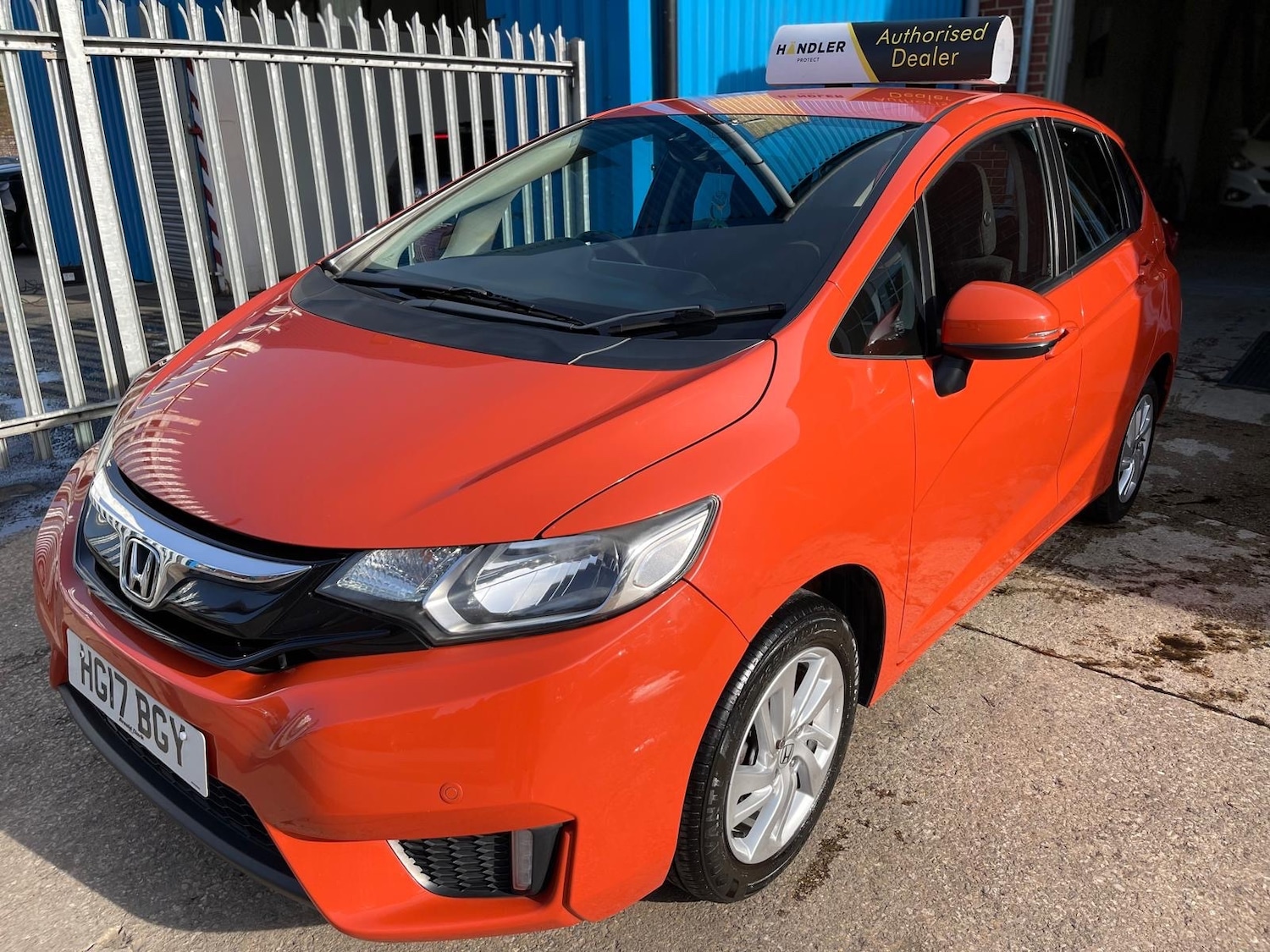 Used Honda Jazz 2017 for sale - 76207380: Photo 17