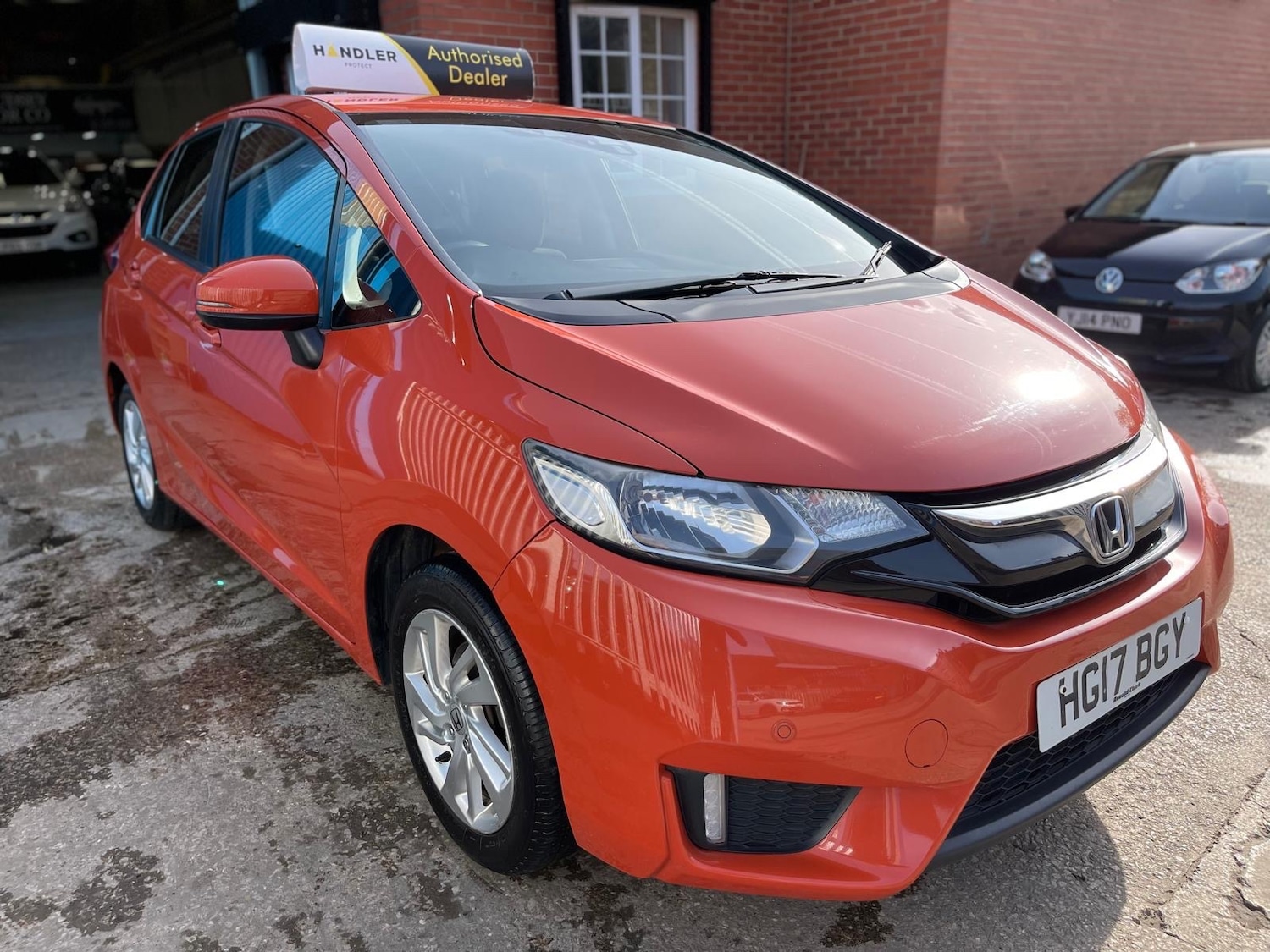 Used Honda Jazz 2017 for sale - 76207380: Photo 2