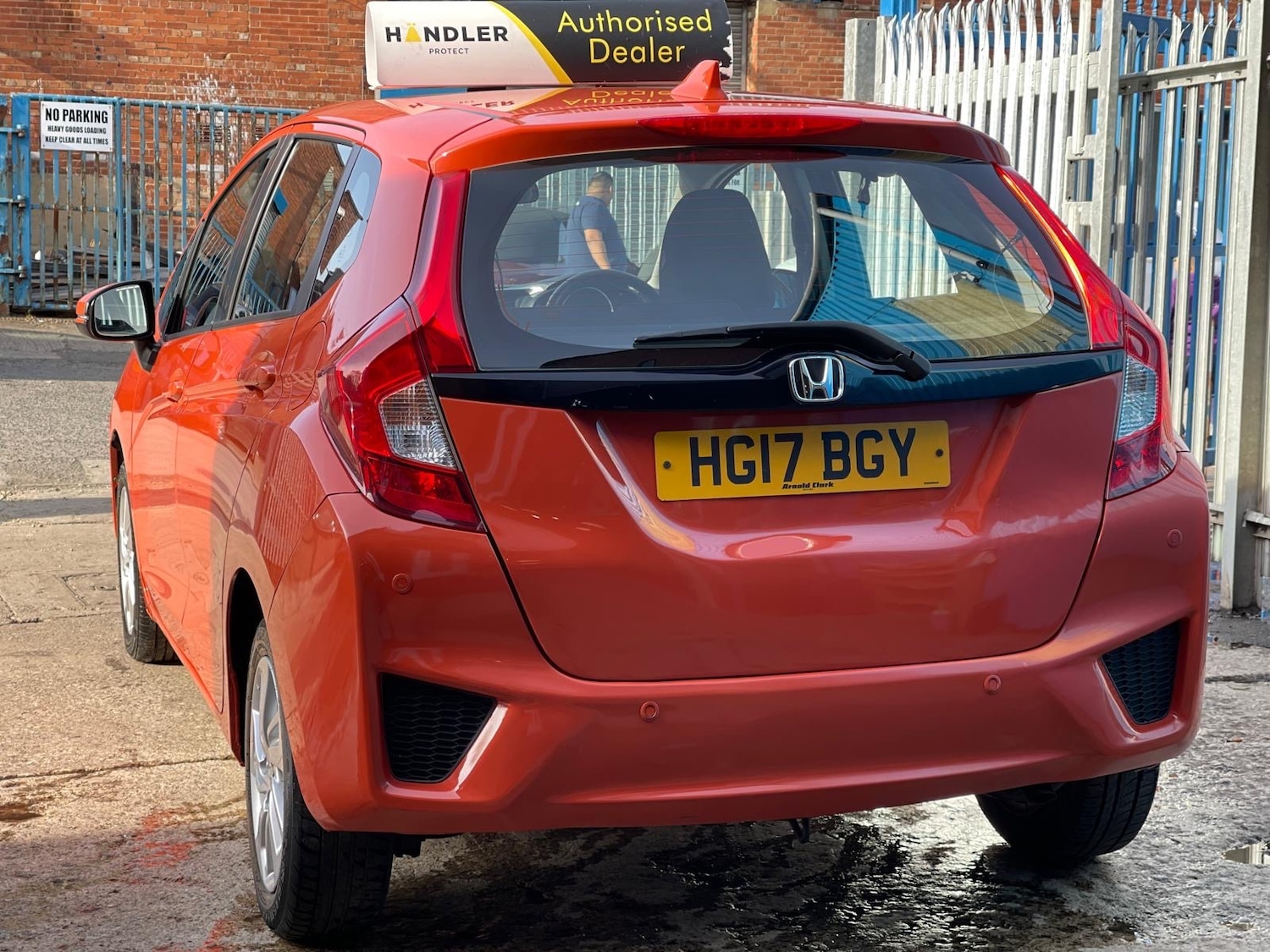 Used Honda Jazz 2017 for sale - 76207380: Photo 20