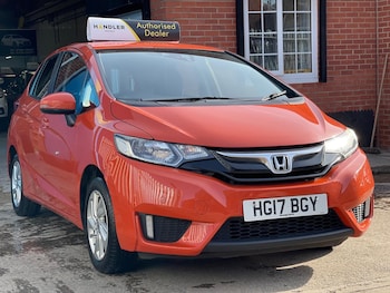 Used Honda Jazz 2017 for sale - 76207380: Photo 3